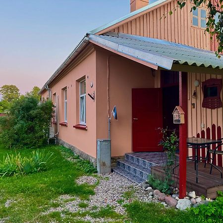 Maria Apartment Roomassaare Kuressaare Exterior foto